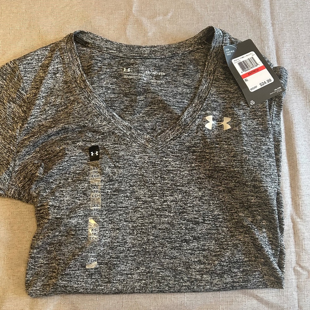 Womens XS under armour t-shirt